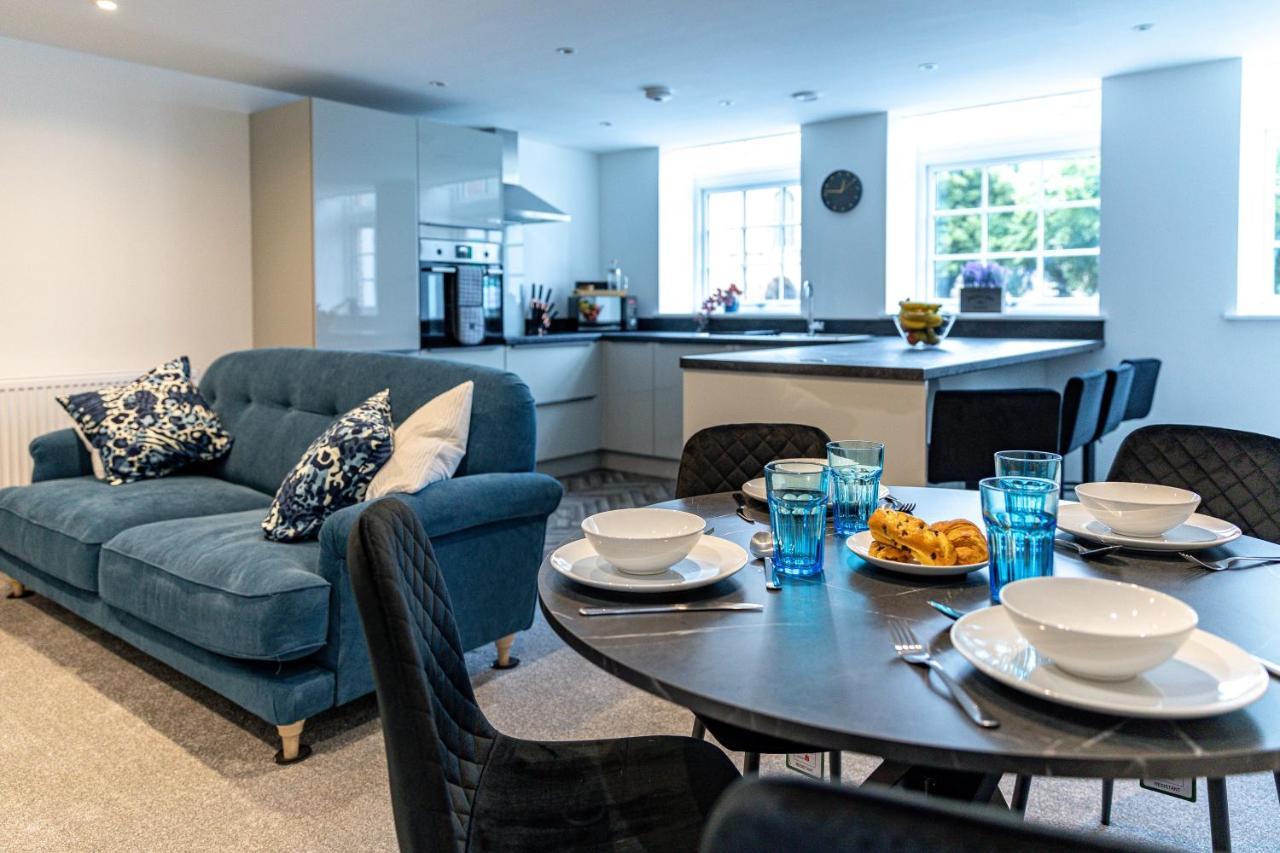 Apartamento Stylish & Contemporary 2-Bed Townhouse - Parking - Wi-Fi - Netflix Worksop Exterior foto
