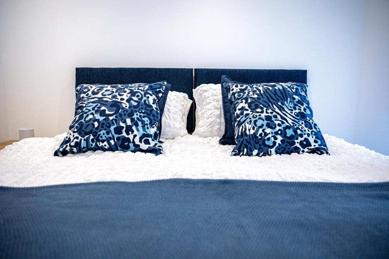 Apartamento Stylish & Contemporary 2-Bed Townhouse - Parking - Wi-Fi - Netflix Worksop Exterior foto
