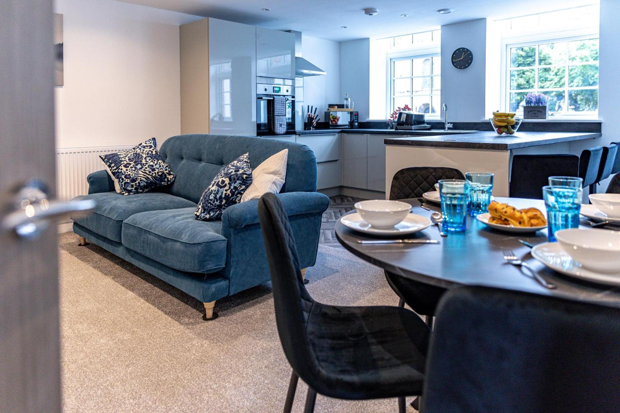 Apartamento Stylish & Contemporary 2-Bed Townhouse - Parking - Wi-Fi - Netflix Worksop Exterior foto