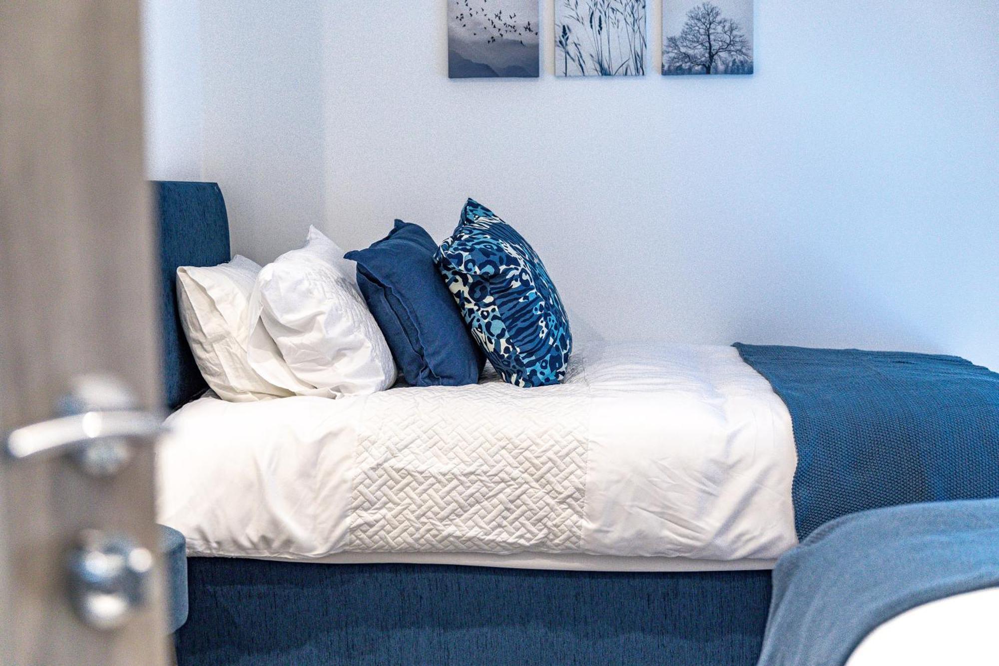 Apartamento Stylish & Contemporary 2-Bed Townhouse - Parking - Wi-Fi - Netflix Worksop Exterior foto